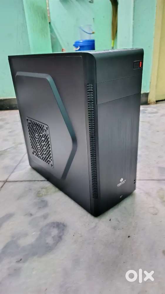 CPU High end i7 2600 2nd gen 8cores  4gb ram 500gb harddisk 450wt smps