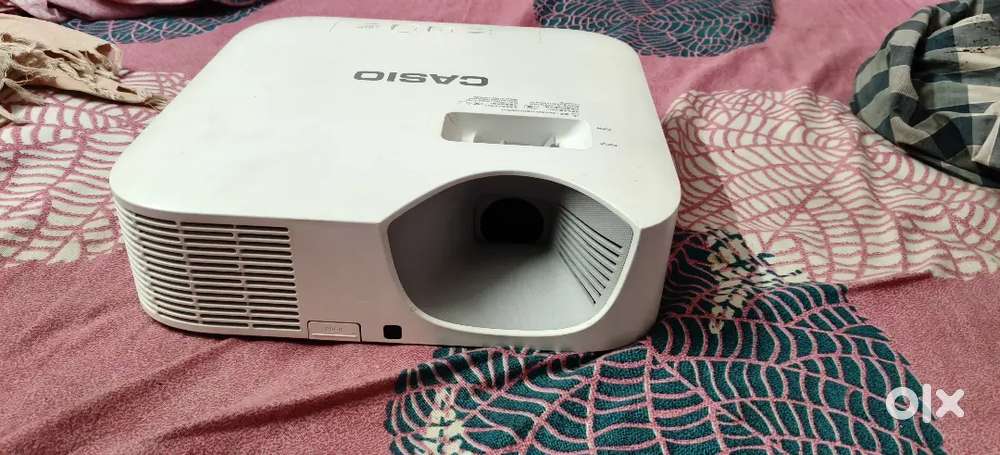 Casio XJ-V10X LampFree Core Series 3300-Lumen XGA DLP Projector