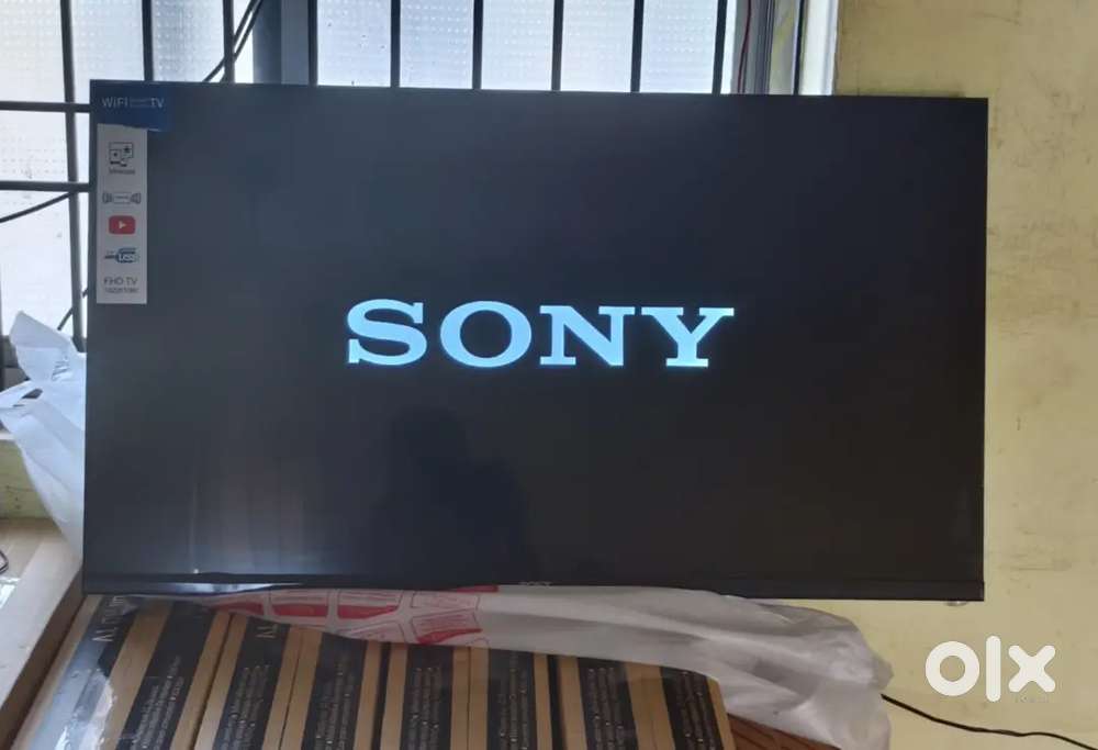 44 inch sony smart Android frameless oled 4k 3yr display waranty 15000