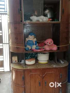 Almirah good condition