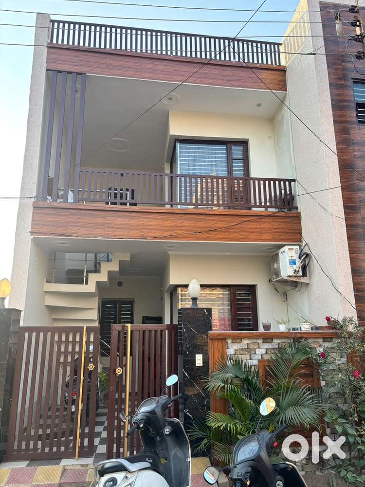 New brand independent house first floor