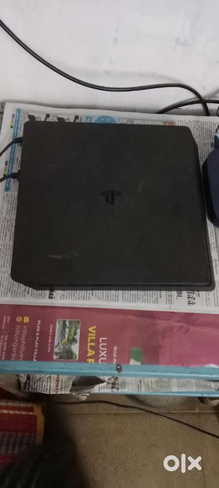 PS4 PlayStation 4