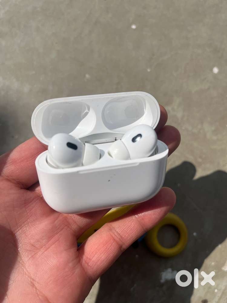 In brand new condition Airpodpro 2nd gen