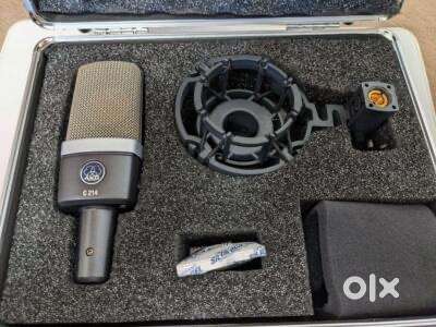 Condenser Mic - AKG C214  Barely Used
