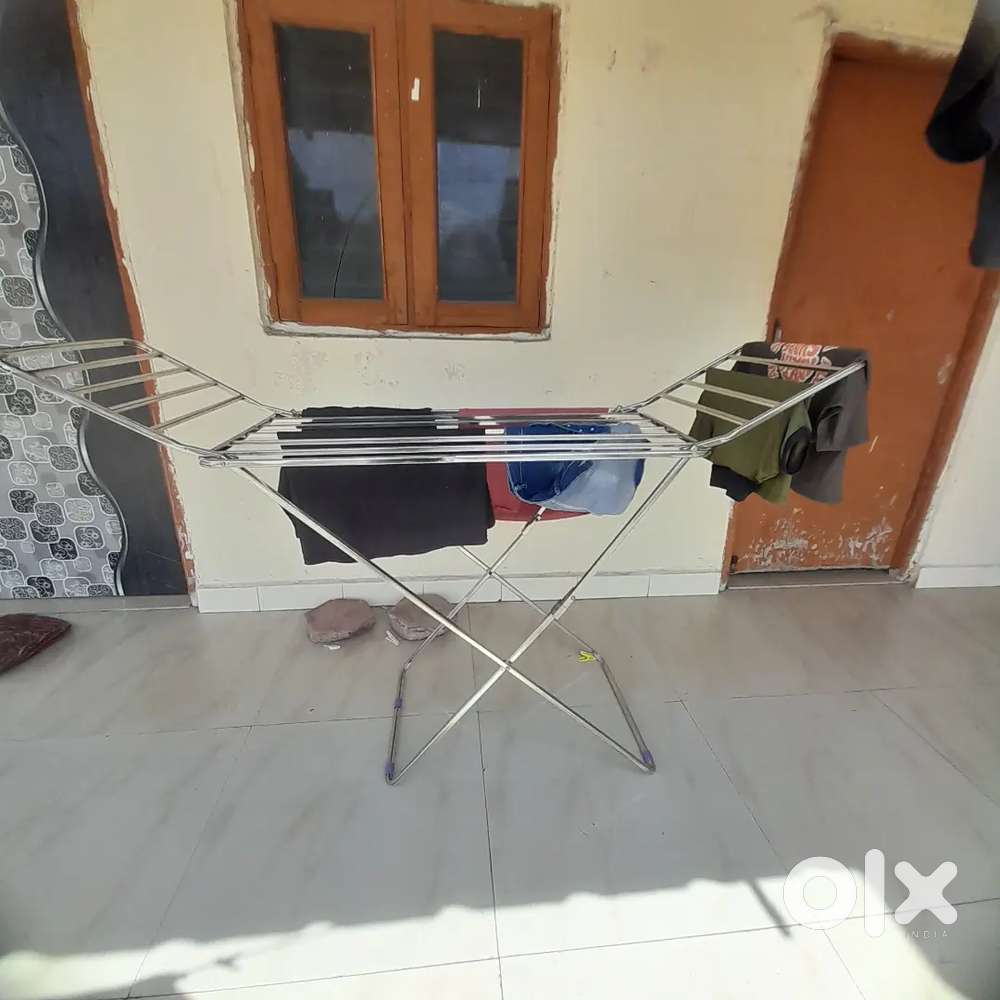 Cloth drying stand