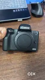 Canon eos m50