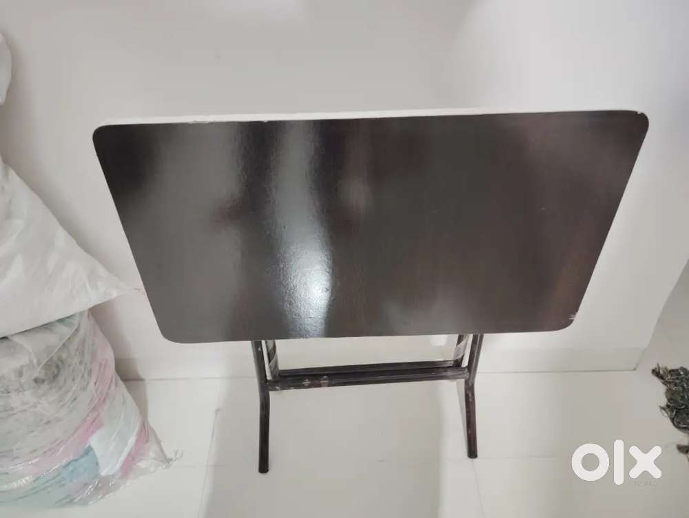 folding table/ 1 person dining table