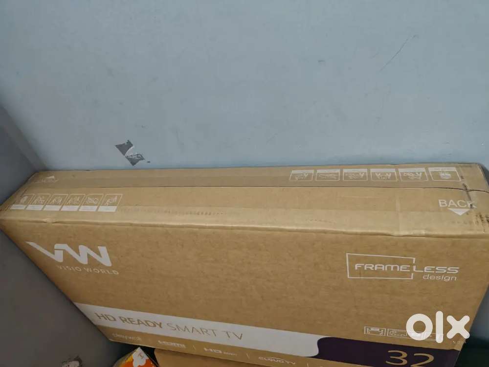 VW visio world 32inch TV 80 cm VW32S