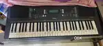 Yamaha PSR E373