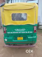 Auto Bajaj maxima 2025 model 6 month kist ja chuki h