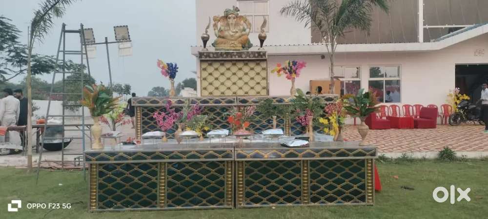 LED COUNTER AND SALADS DECORATION