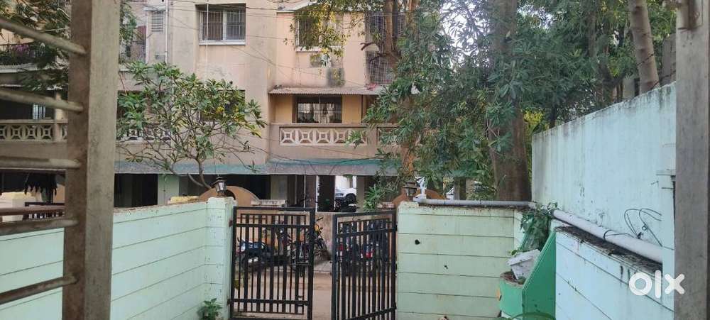 4BHK IN KALAVAD ROAD FOR COMMERCIAL & RESIDENCY IN POSH AERIA