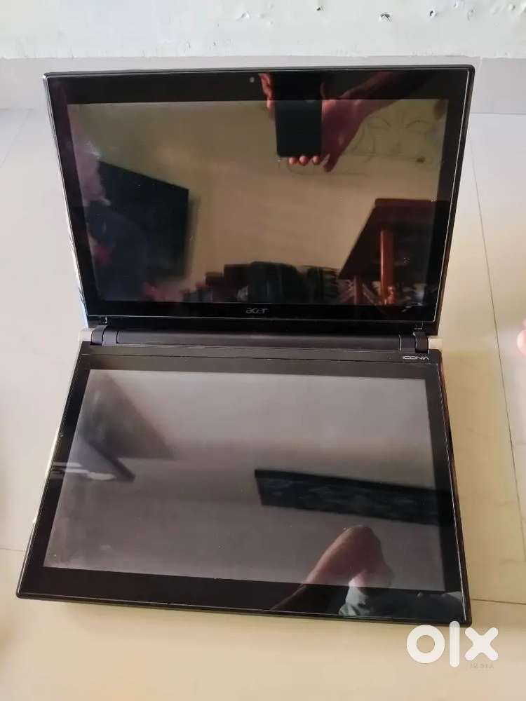 ACER ICONIA 6120 DUAL TOUCH SCREEN i5, 500GB SSD, 8GB RAM, LAPTOP