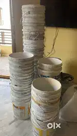 20 లీటర్ల పెయింట్ బకెట్లు - 50 సంచి అమ్మకానికి