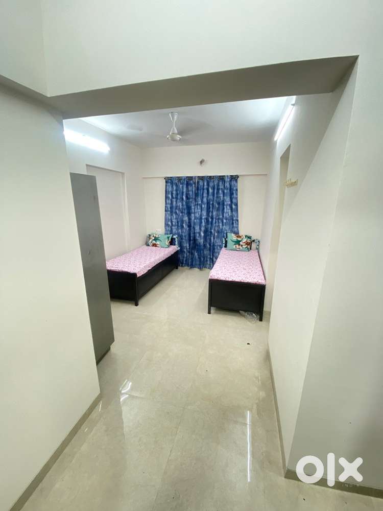 Girls pg double sharing paying guest andheri metro station walk