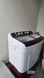 Semi automatic washing machine