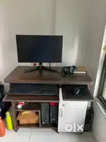Computer table