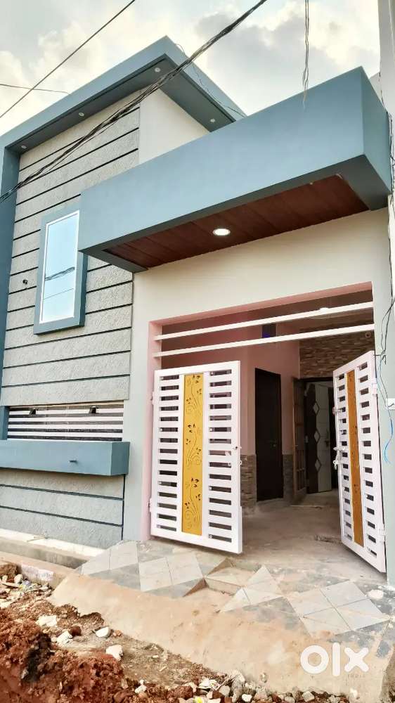 भाठागांव रावतपुरा कॉलोनी में 3बीएचके का नया घर कार पार्किंग के साथ