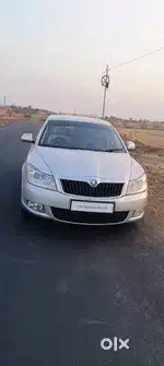 Skoda Laura 2013 Diesel 80000 Km Driven
