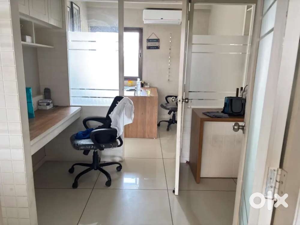 Fully Furnished Office For Rent in Manjalpur Nr Tulsidham Road