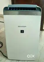 Sharp - Dehumidifier cum Air Purifier
