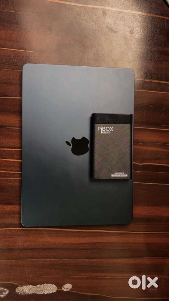 Apple macbook air m2 8/256