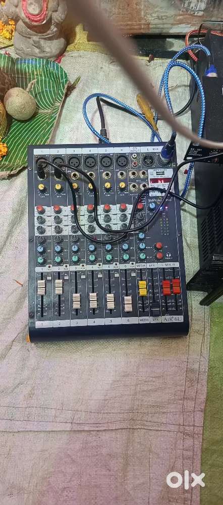 Dj mixar 6 chanal