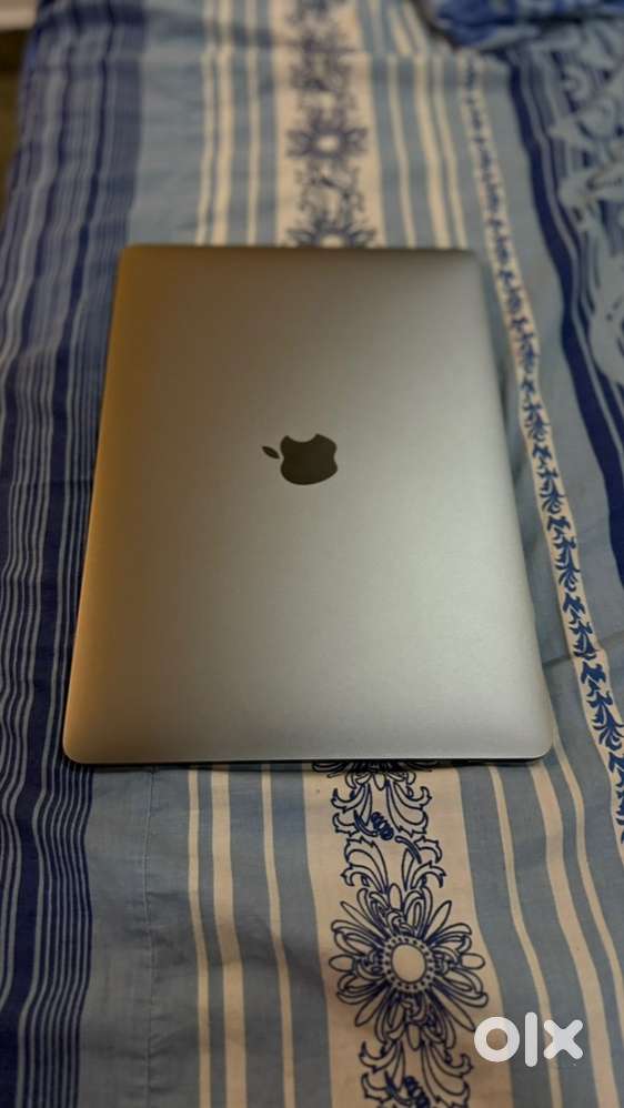 Apple macbook pro m1  16/512gb