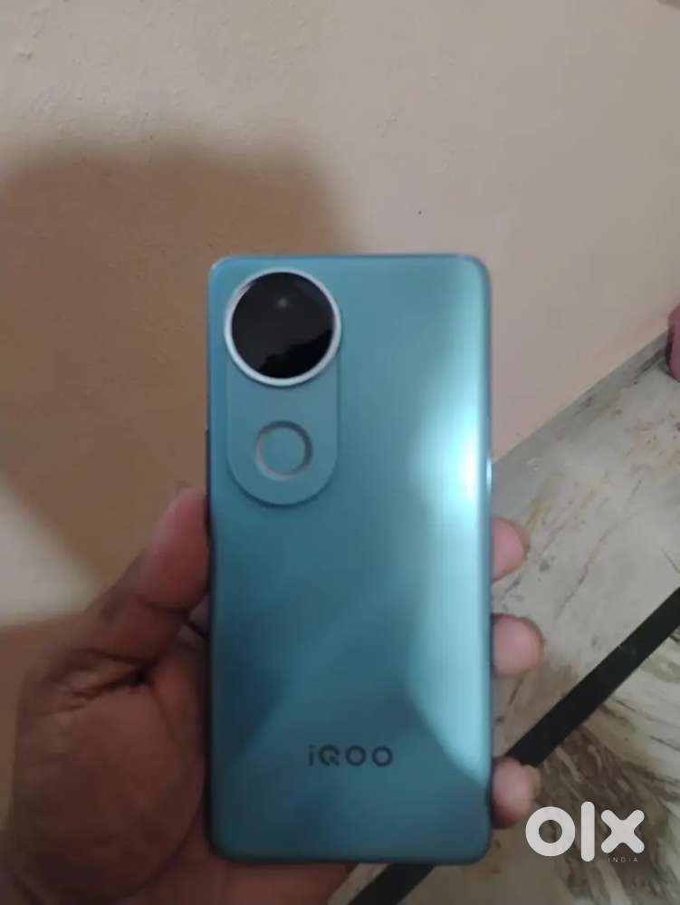 IQOO Z 10 R 5G 8+8 Gb 256 Rom