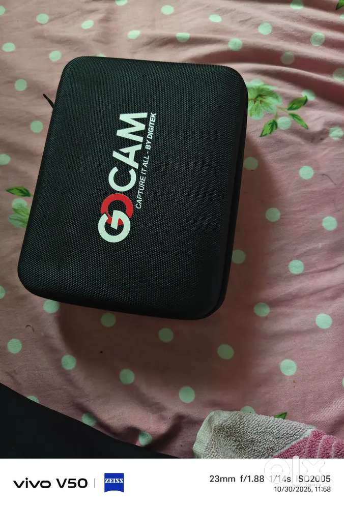 Urgent sell brand new condition go cam action camera 5k