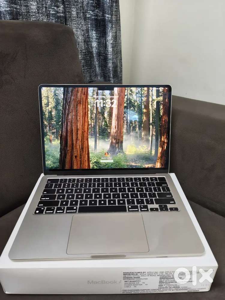 Macbook air m2 8gb Ram 256gb ssd