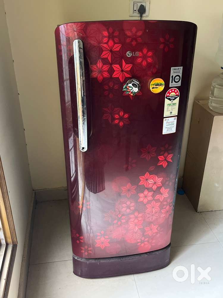 Combo offer - LG smart inverter fridge + Croma LED 43 inch