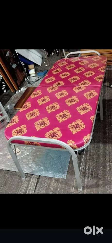 New Folding Cot with Cushion