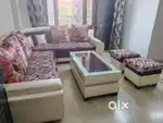 6 seater sofa + 2 puffs