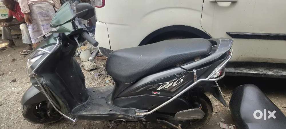 Honda dio 110cc 6yrs 4months excellent condition 1st owner