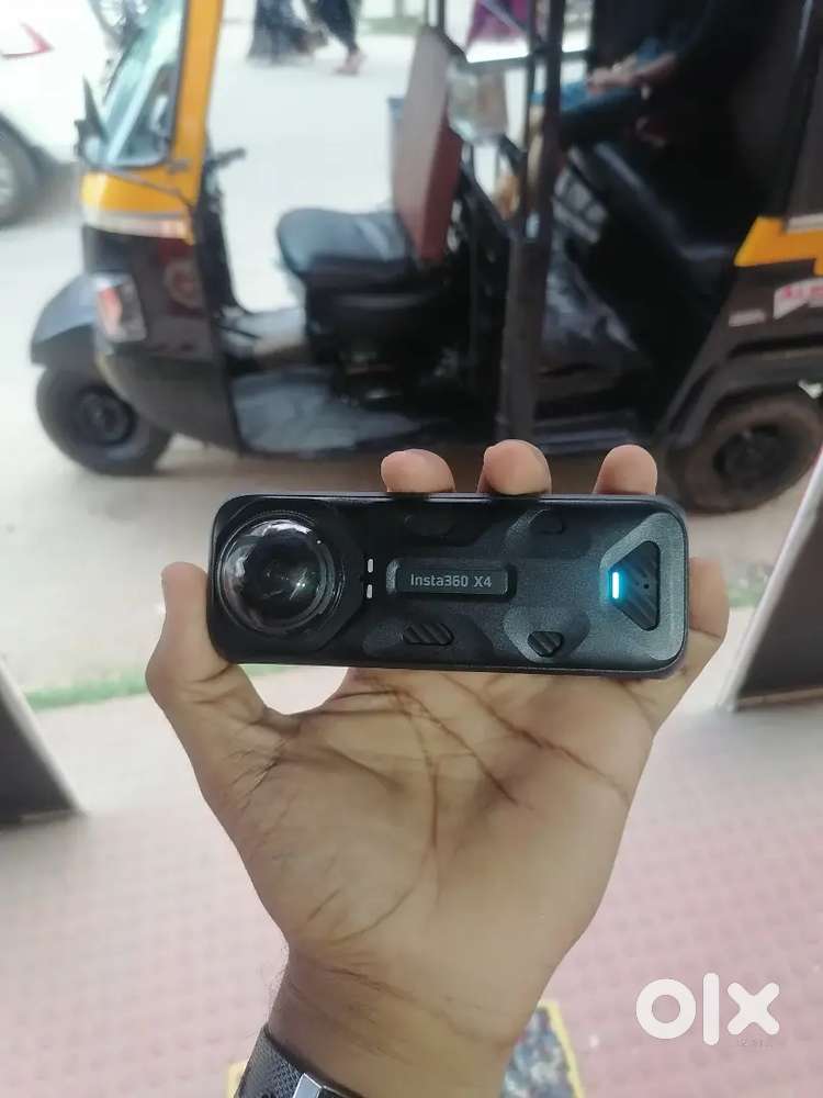 Insta 360 x4