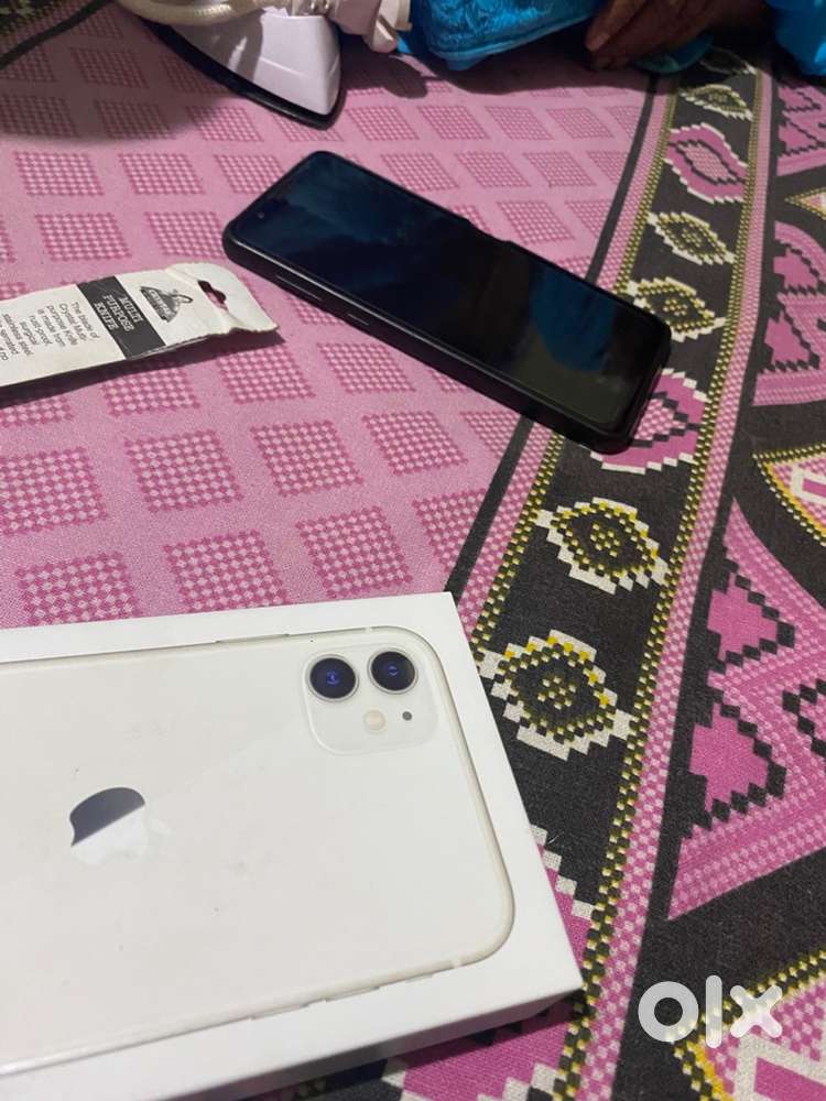 Iphone 11 white 64 gb indian