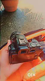 Canon 200D