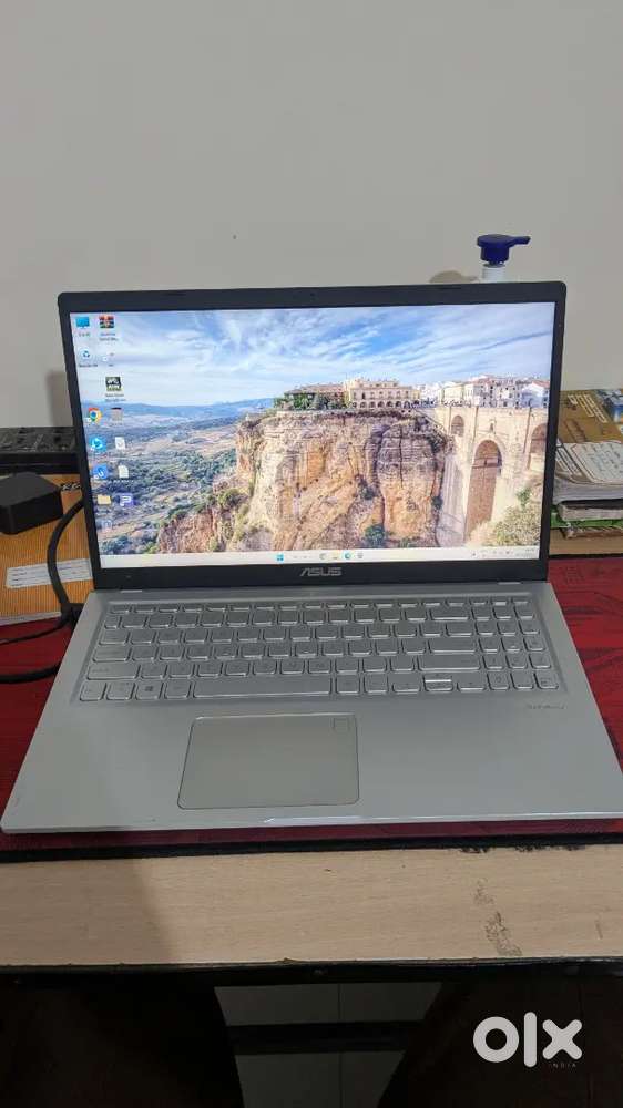 Asus Vivobook 14