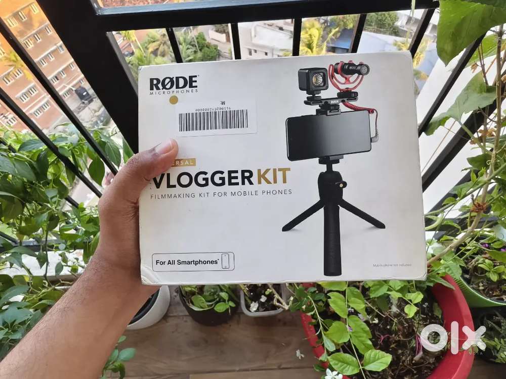 RODE Vlogger Kit - For any mobile ( Sealed )