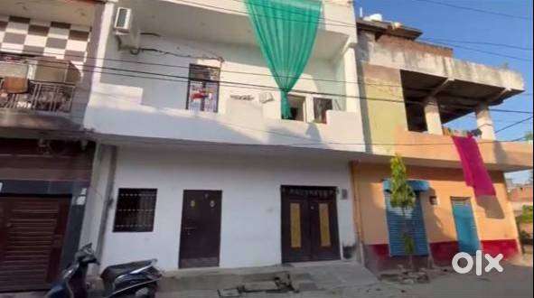 Selling 3.5 Years old building in good condition