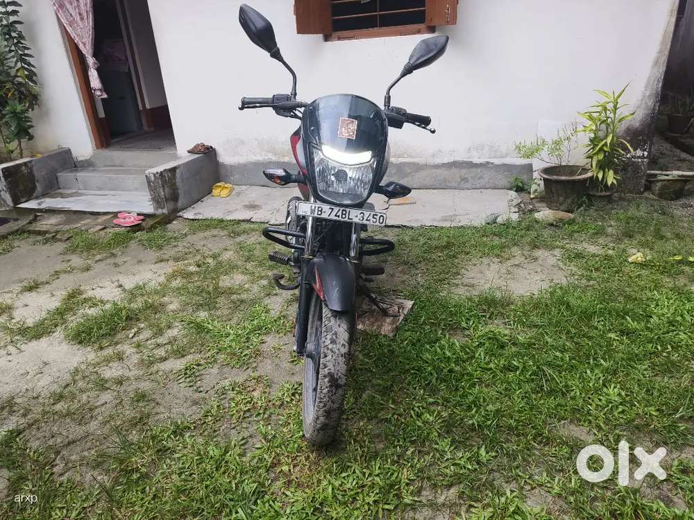 Bajaj Platina 110cc Comfortec Model with Led DRL .