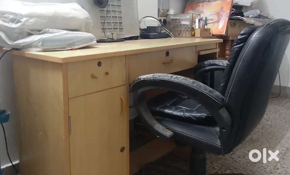 Computer Table with Office Chair