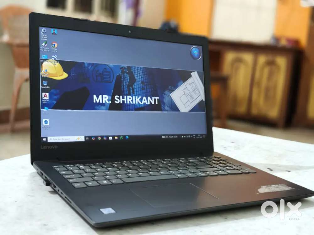 Lenovo IdeaPad 320.  Ram 12 GB, 
SSD 256 GB