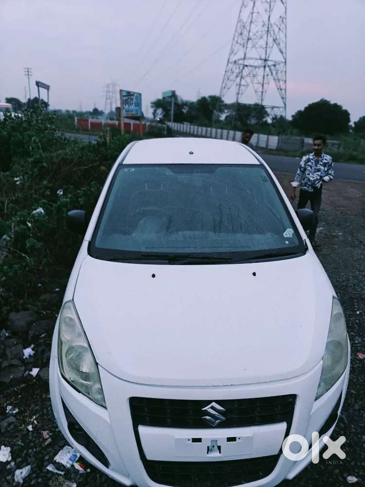 Maruti Suzuki Ritz 2016 Diesel new tyre new battery top condition