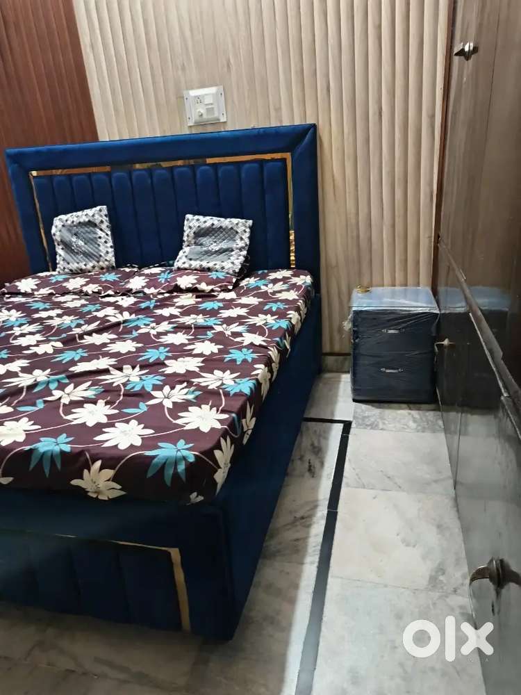 Double bed box with coshan without mattress