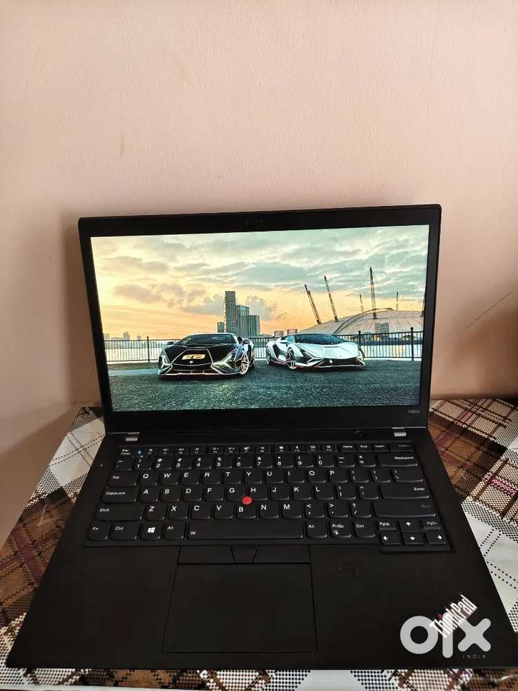 Lenovo ThinkPad t480s i7-8thGen 16GB RAM 256gb ssd