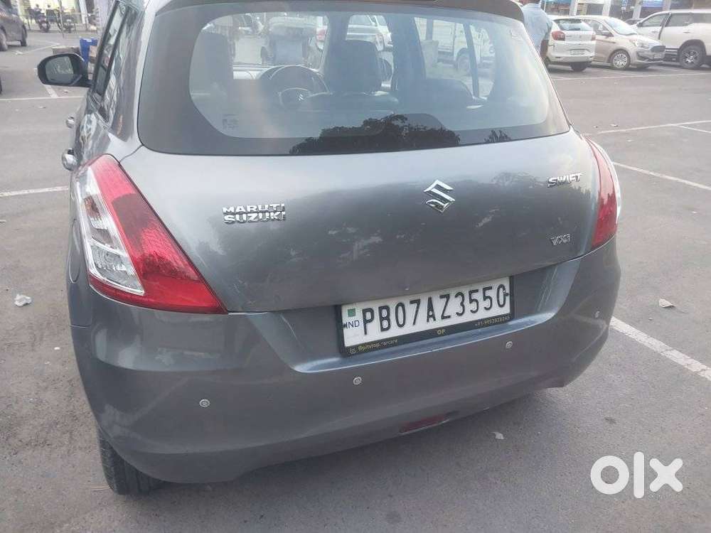 Maruti Suzuki Swift VXi + Manual, 2016, Petrol