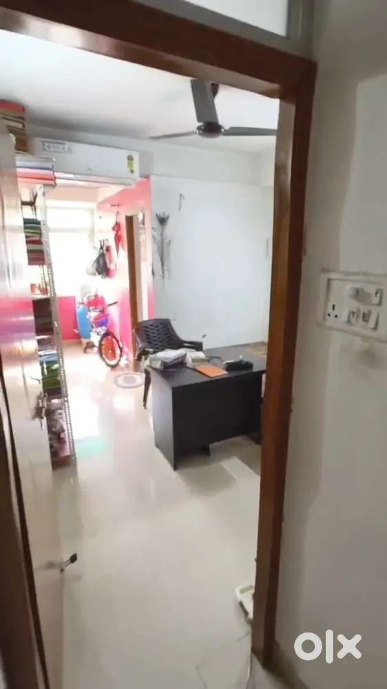 Apartment for sale  85 lac