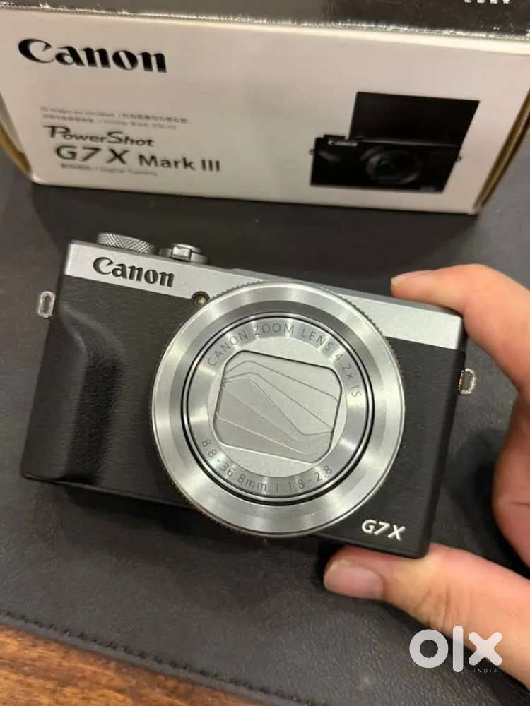 Canon PowerShot G7 X Mark III 20.2 MP Digital Camera (Black)